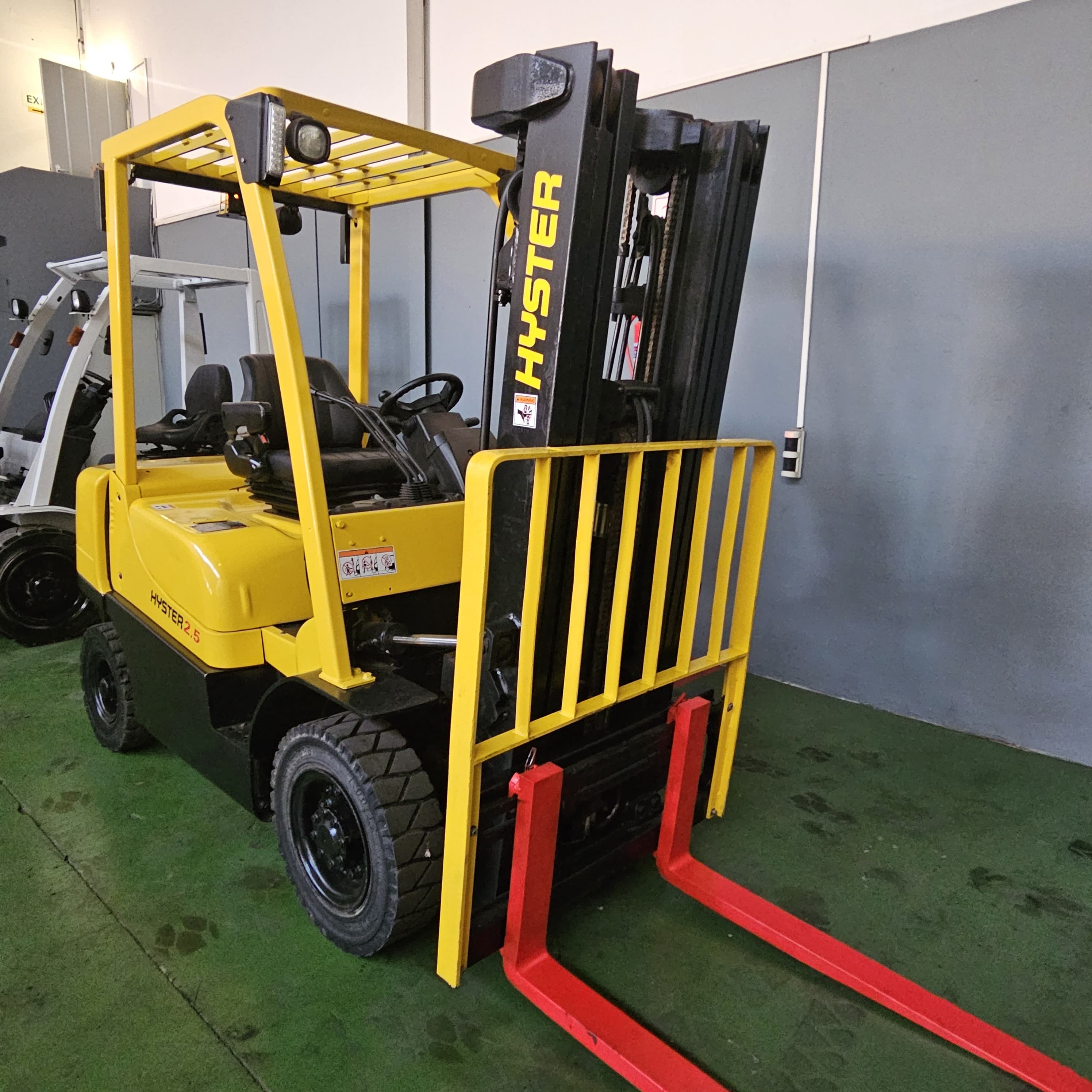 Refurbished Forklifts